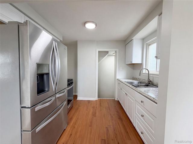 436 Cleveland Avenue, Lincoln Park, MI 48146