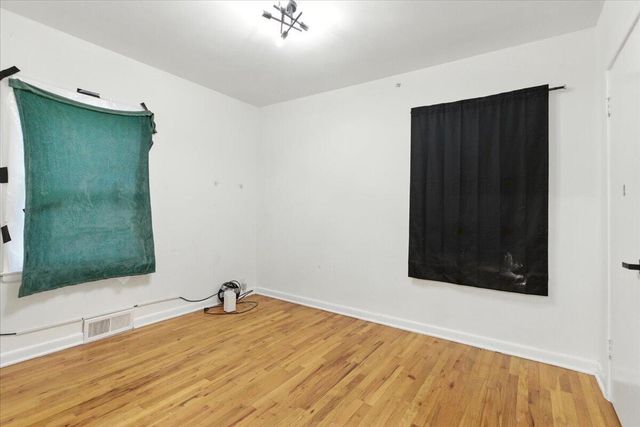 427 FLEMING Avenue, Council Bluffs, IA 51503