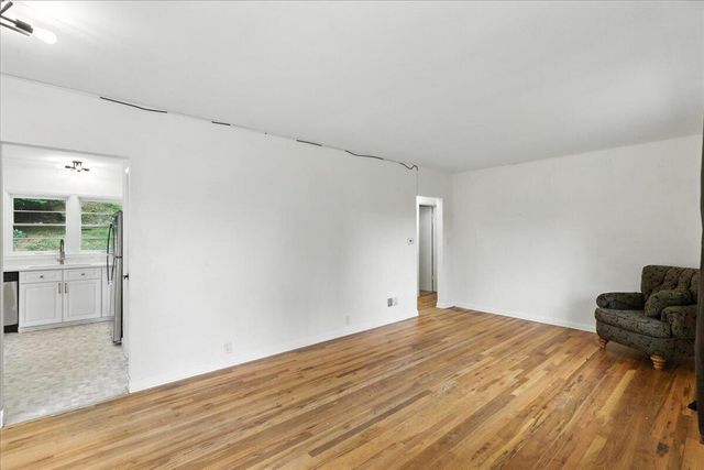 427 FLEMING Avenue, Council Bluffs, IA 51503