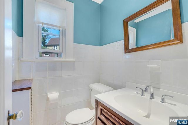 65 Merrison Street, Teaneck, NJ 07666