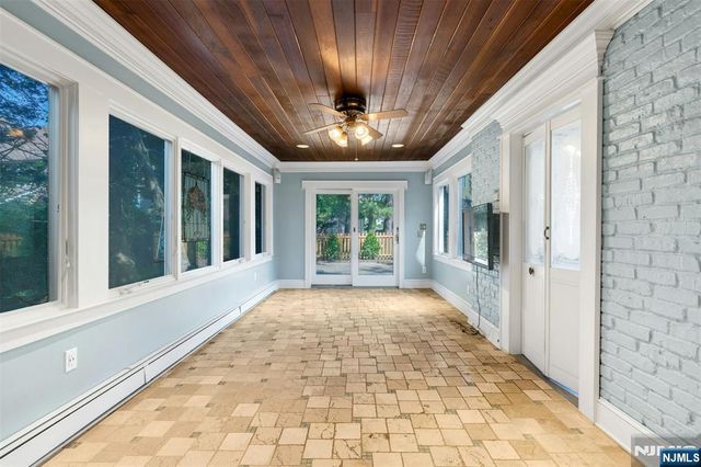 65 Merrison Street, Teaneck, NJ 07666