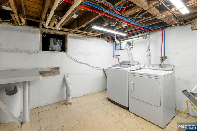 65 Merrison Street, Teaneck, NJ 07666