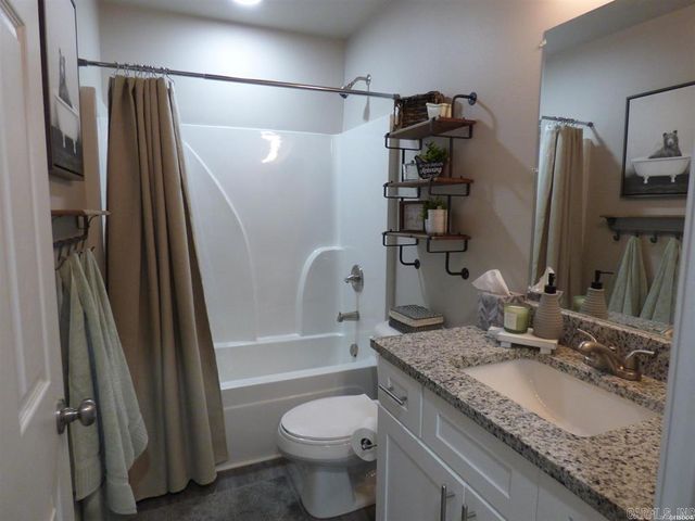 329 Lance Circle, Hot Springs, AR 71901