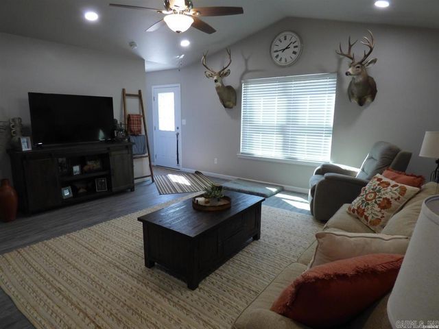 329 Lance Circle, Hot Springs, AR 71901