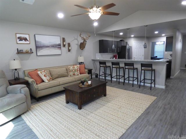 329 Lance Circle, Hot Springs, AR 71901