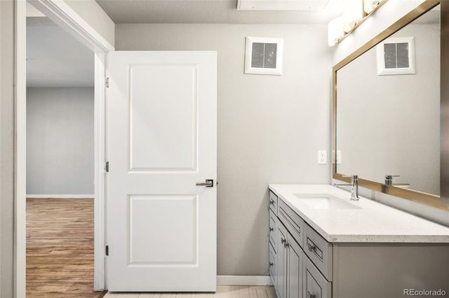 155 S Monaco Street Parkway 105, Denver, CO 80224