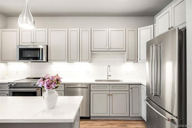 155 S Monaco Street Parkway 105, Denver, CO 80224