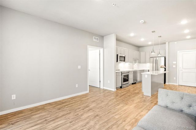 155 S Monaco Street Parkway 105, Denver, CO 80224