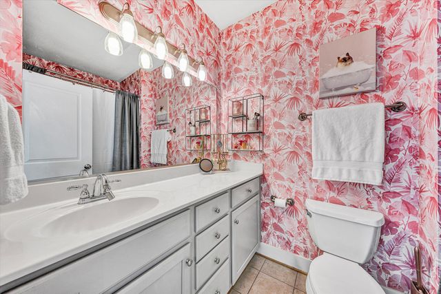 319 Campbell Ave SW Apt 206, Roanoke, VA 24016