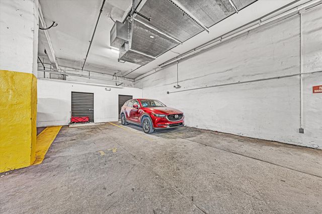 319 Campbell Ave SW Apt 206, Roanoke, VA 24016