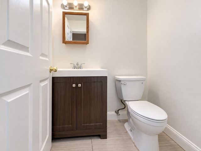 13 Hendry St 1 A, Boston, MA 02122