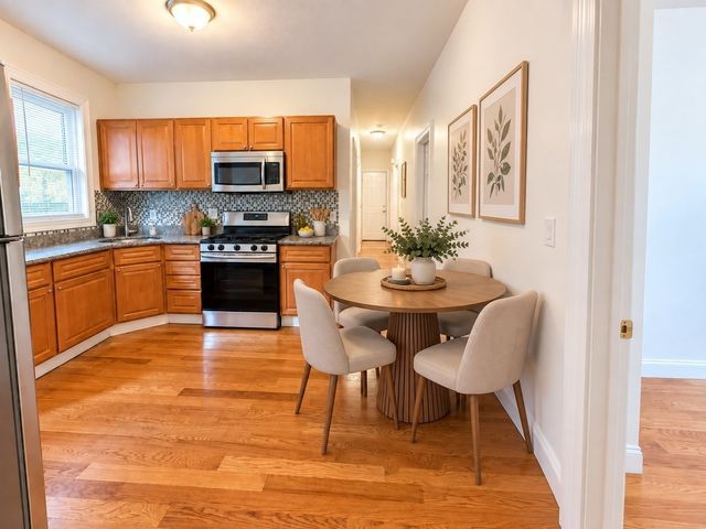 13 Hendry St 1 A, Boston, MA 02122