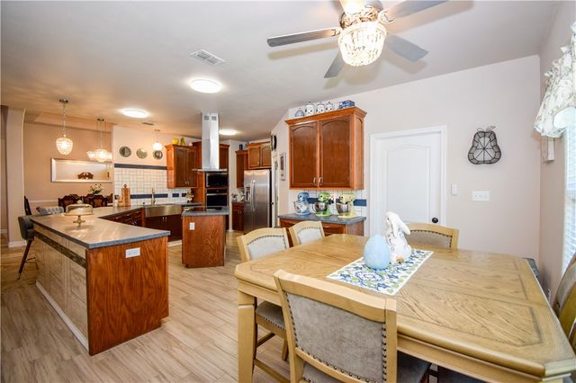 4002 Rayado Creek Dr, Corpus Christi, TX 78414