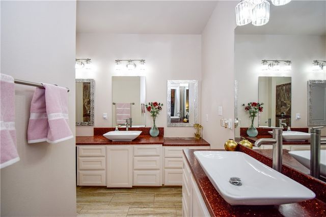 4002 Rayado Creek Dr, Corpus Christi, TX 78414