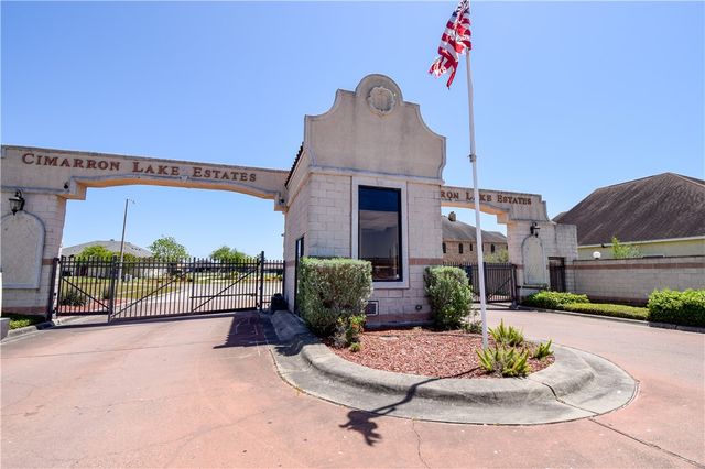 4002 Rayado Creek Dr, Corpus Christi, TX 78414