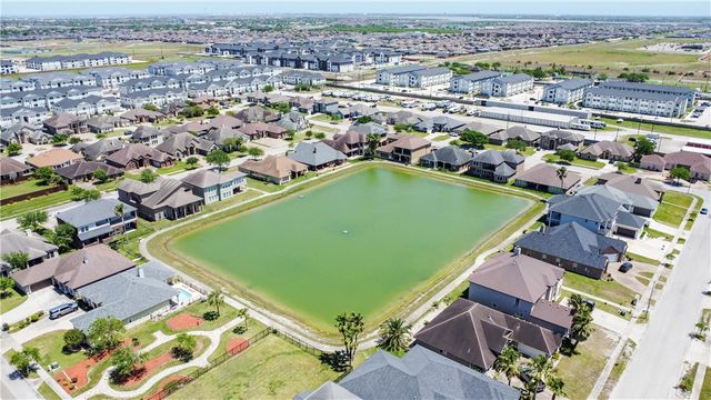 4002 Rayado Creek Dr, Corpus Christi, TX 78414