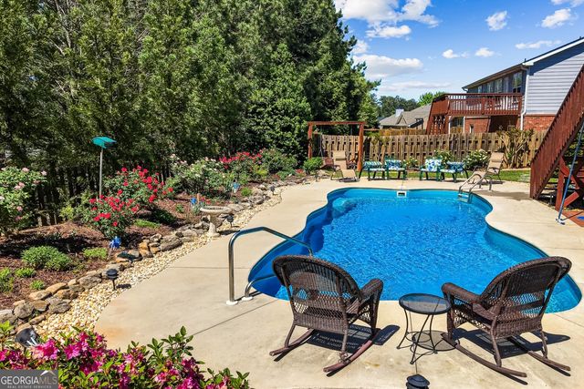 317 Southgate Drive, Locust Grove, GA 30248