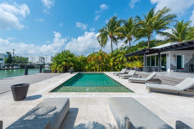 970 S Shore Dr, Miami Beach, FL 33141