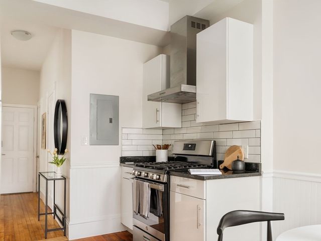 44A Greenville St 44A, Somerville, MA 02143