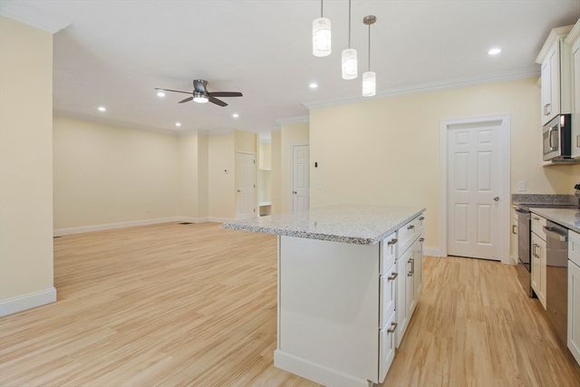 14A Welch Ave, Rutland, MA 01543