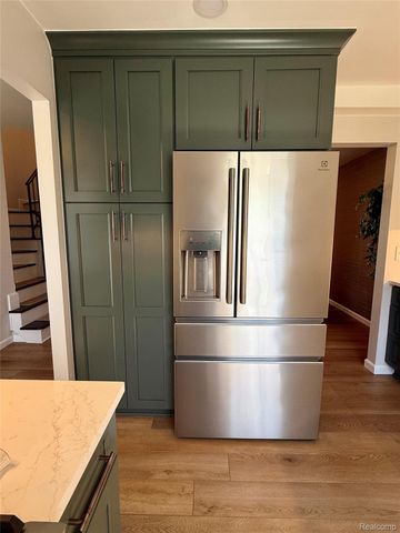 19489 Eddington Place, Northville Township, MI 48167