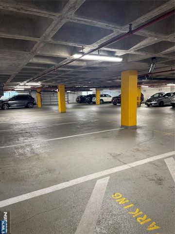 301 Beech Street 10I, Hackensack, NJ 07601