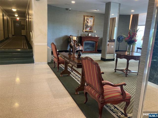 301 Beech Street 10I, Hackensack, NJ 07601