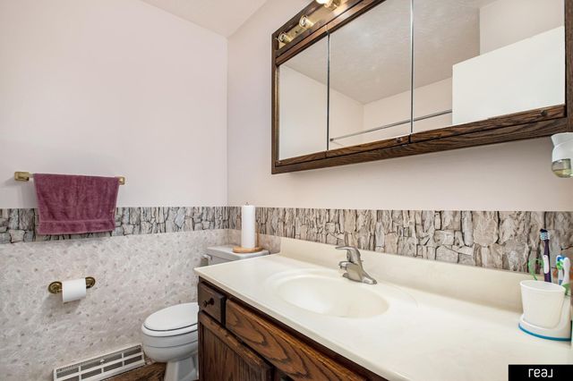 10941 X Street, Omaha, NE 68137