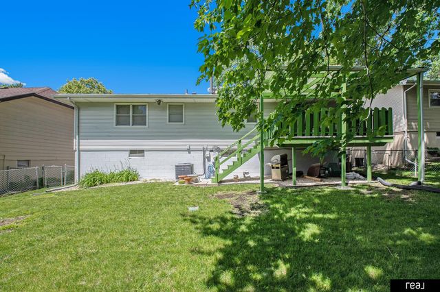 10941 X Street, Omaha, NE 68137