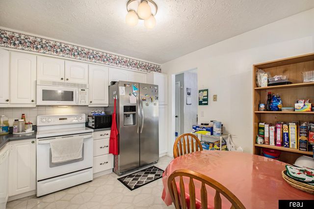 10941 X Street, Omaha, NE 68137