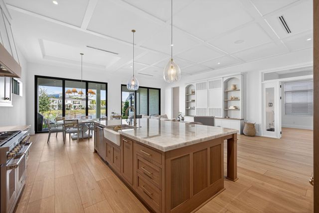 13401 Artisan Circle, Palm Beach Gardens, FL 33418