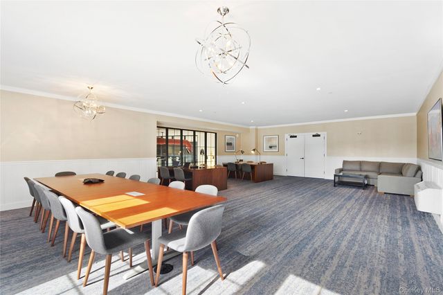 990 Corporate Drive 207, Westbury, NY 11590