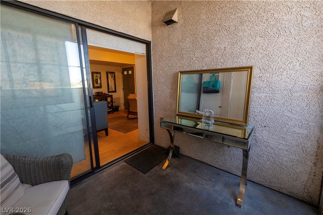 4847 South Torrey Pines Drive 102, Las Vegas, NV 89103