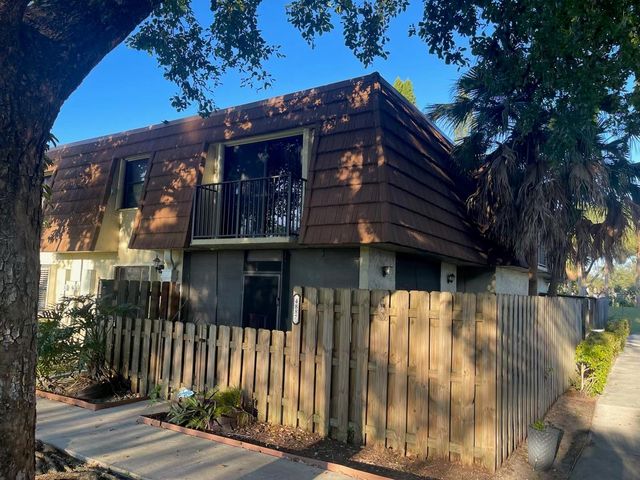 4887 NW 94th Terrace 4887, Sunrise, FL 33351