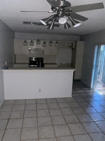4887 NW 94th Terrace 4887, Sunrise, FL 33351