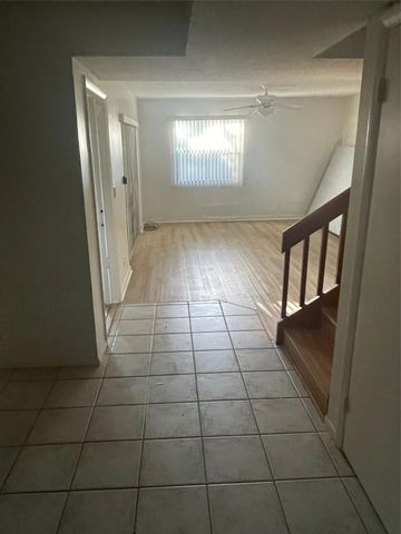 4887 NW 94th Terrace 4887, Sunrise, FL 33351