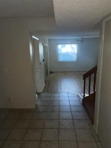 4887 NW 94th Terrace 4887, Sunrise, FL 33351