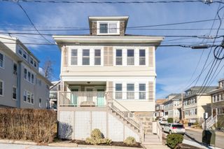 76 Westglow 2, Boston, MA 02122