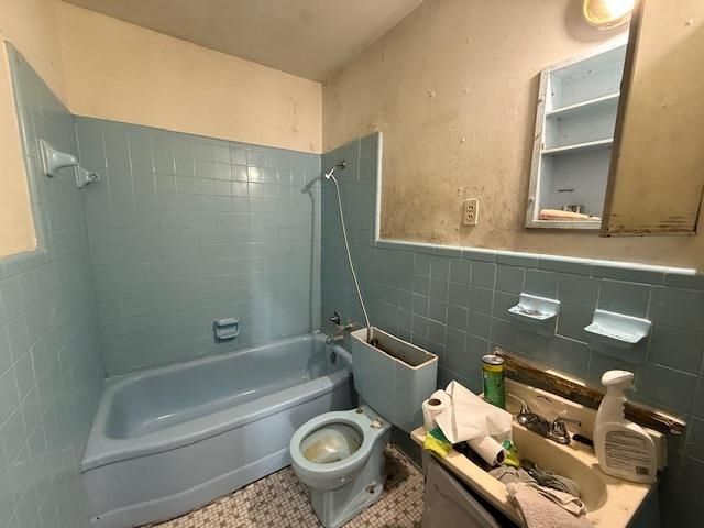 2751 HENLEY DR, Memphis, TN 38114