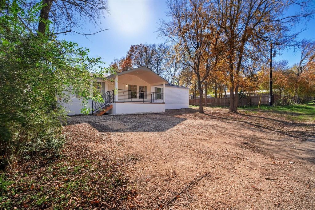 179 Tower View ST, Bastrop, TX 78602