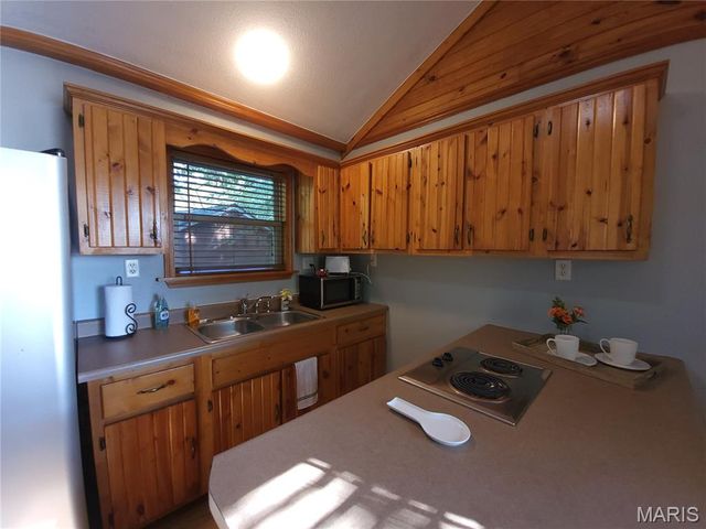 46 County Road 511, Wappapello, MO 63966