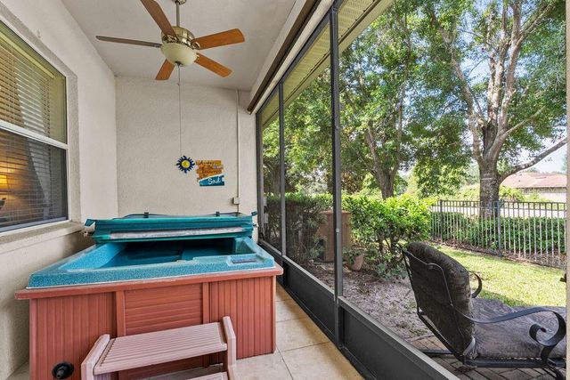 1016 GREEN GATE BOULEVARD, Groveland, FL 34736