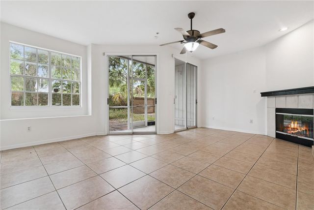 685 SCARLET OAK CIRCLE 109, Altamonte Springs, FL 32701