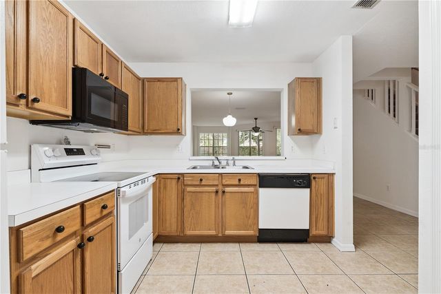 685 SCARLET OAK CIRCLE 109, Altamonte Springs, FL 32701