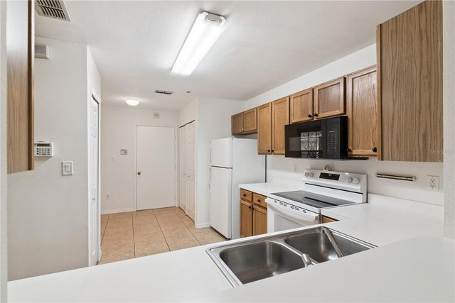685 SCARLET OAK CIRCLE 109, Altamonte Springs, FL 32701