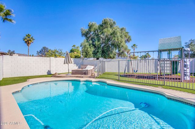 10645 E Mercer Lane, Scottsdale, AZ 85259