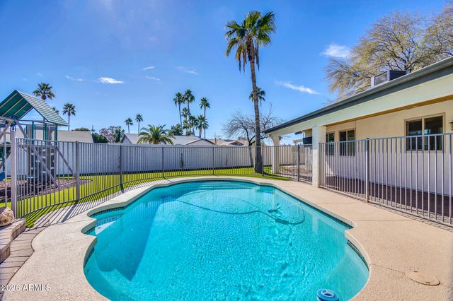 10645 E Mercer Lane, Scottsdale, AZ 85259