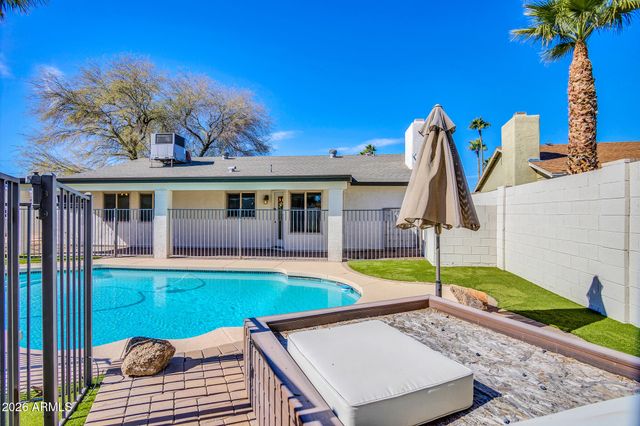 10645 E Mercer Lane, Scottsdale, AZ 85259