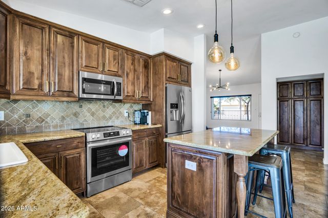 10645 E Mercer Lane, Scottsdale, AZ 85259