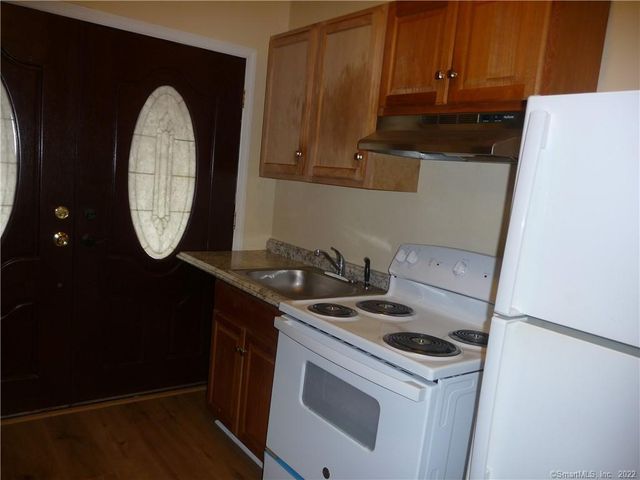 1 Eastview Street FRONT, Hartford, CT 06114